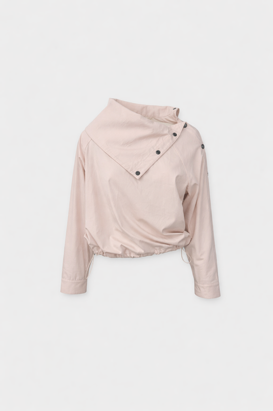 TALL FOLDABLE COLLAR BLOUSE WITH ADJUSTABLE BUTTON CLOSURES