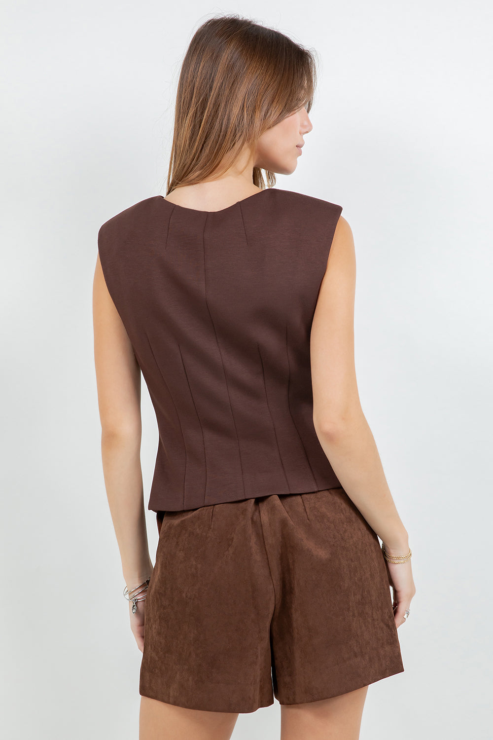 STRETCH PONTE KNIT FITTED BUTTON DOWN VEST - BROWN
