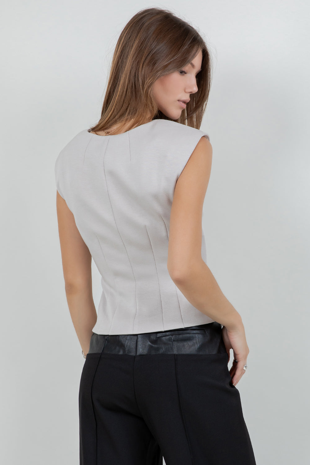 STRETCH PONTE KNIT FITTED BUTTON DOWN VEST - STONE