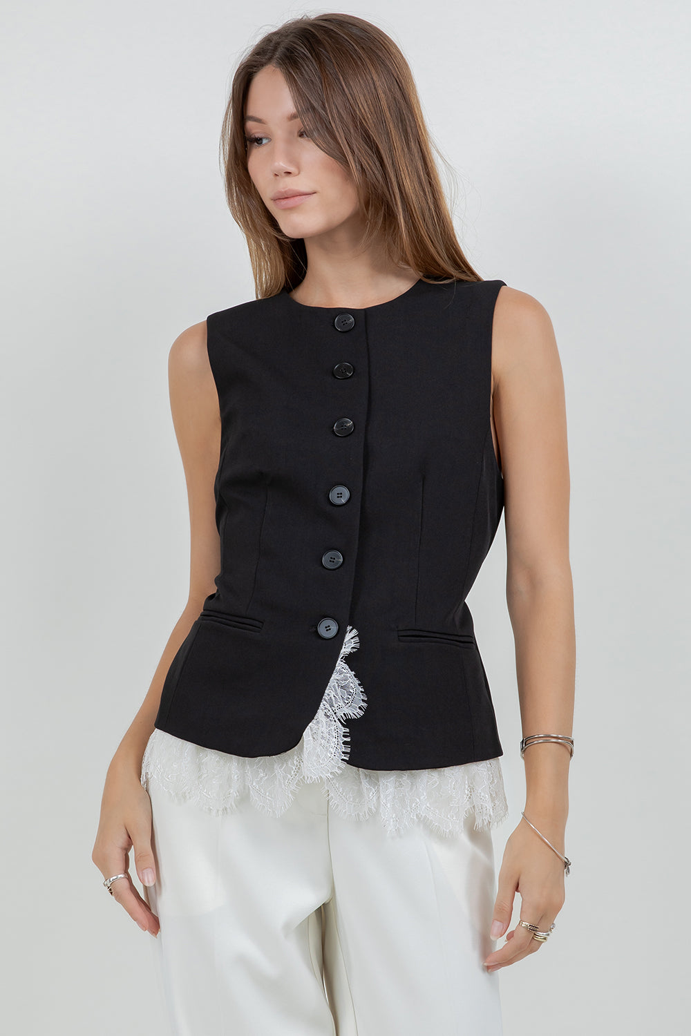 SOFT WOVEN STRUCTURED VEST WITH CONTRAST BOTTOM LACE - BLACK