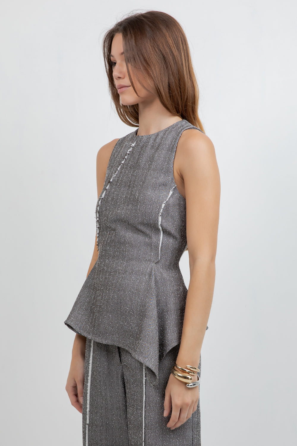 FRAY EDGE DETAILED ASYMMETRICAL SLEEVELESS TOP - Whiteroom+Cactus