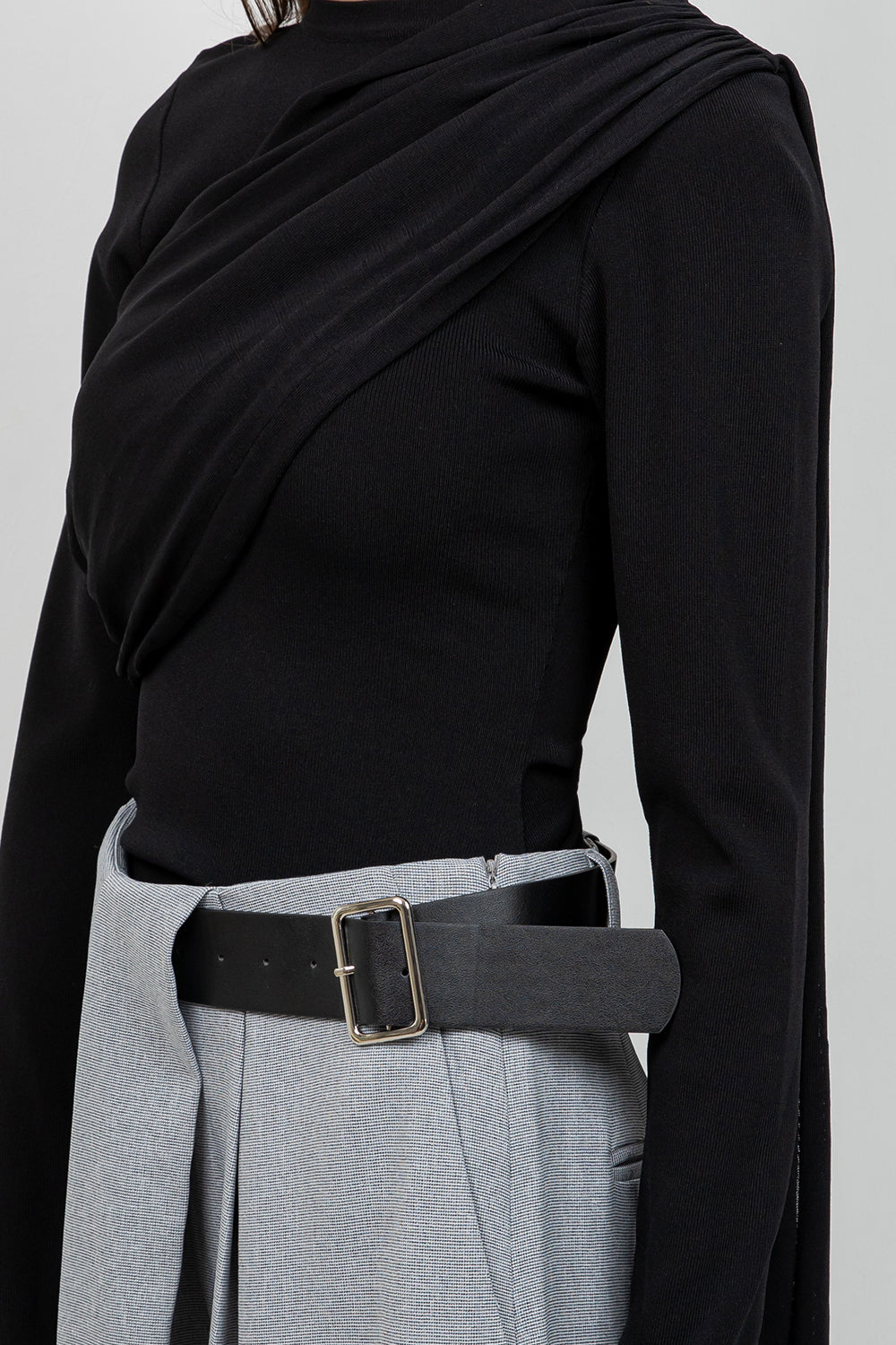 KNITTED LONG SLEEVE TOP WITH ASYMMETRICAL SCARF