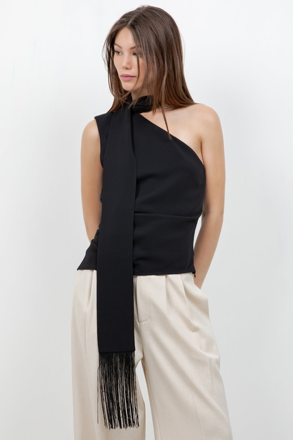 ONE SHOULDER BLOUSE WITH TASSEL FINISH SCARF - Whiteroom+Cactus