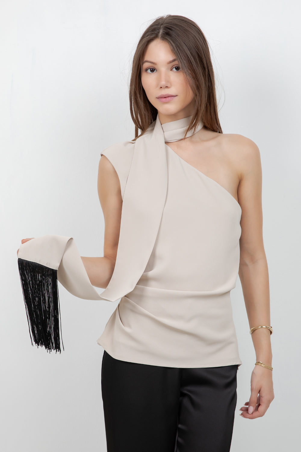 ONE SHOULDER BLOUSE WITH TASSEL FINISH SCARF - Whiteroom+Cactus