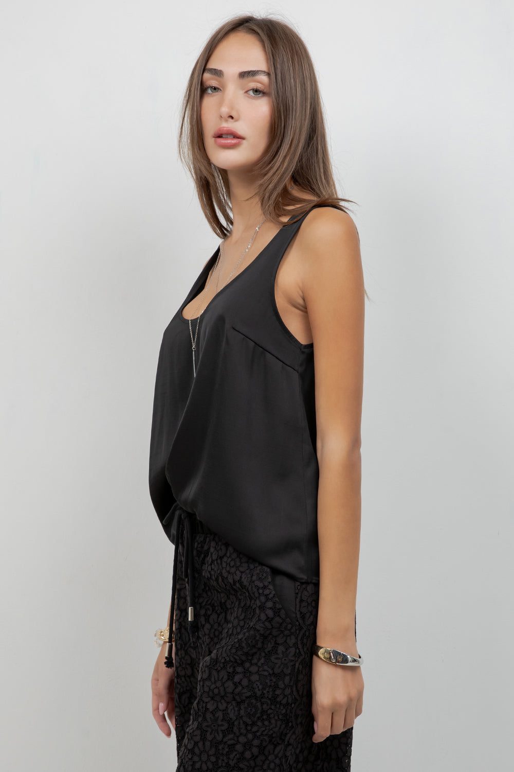 SLEEVLESS SATIN TANK TOP