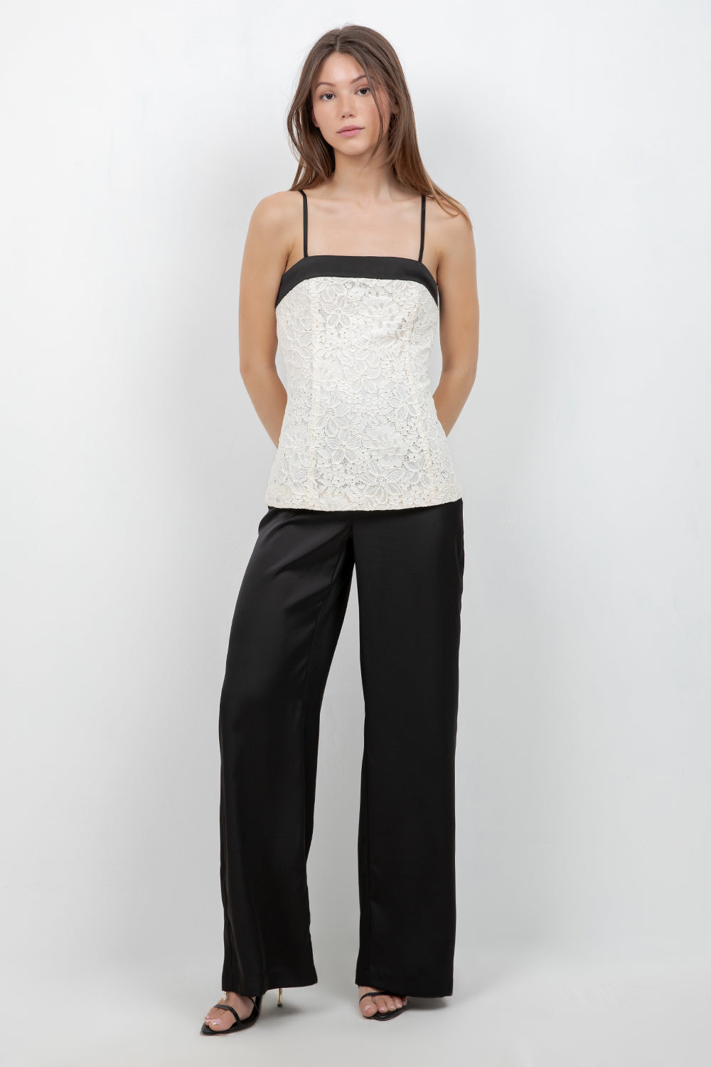 FITTED LACE SLEEVELESS TANK TOP - Whiteroom+Cactus