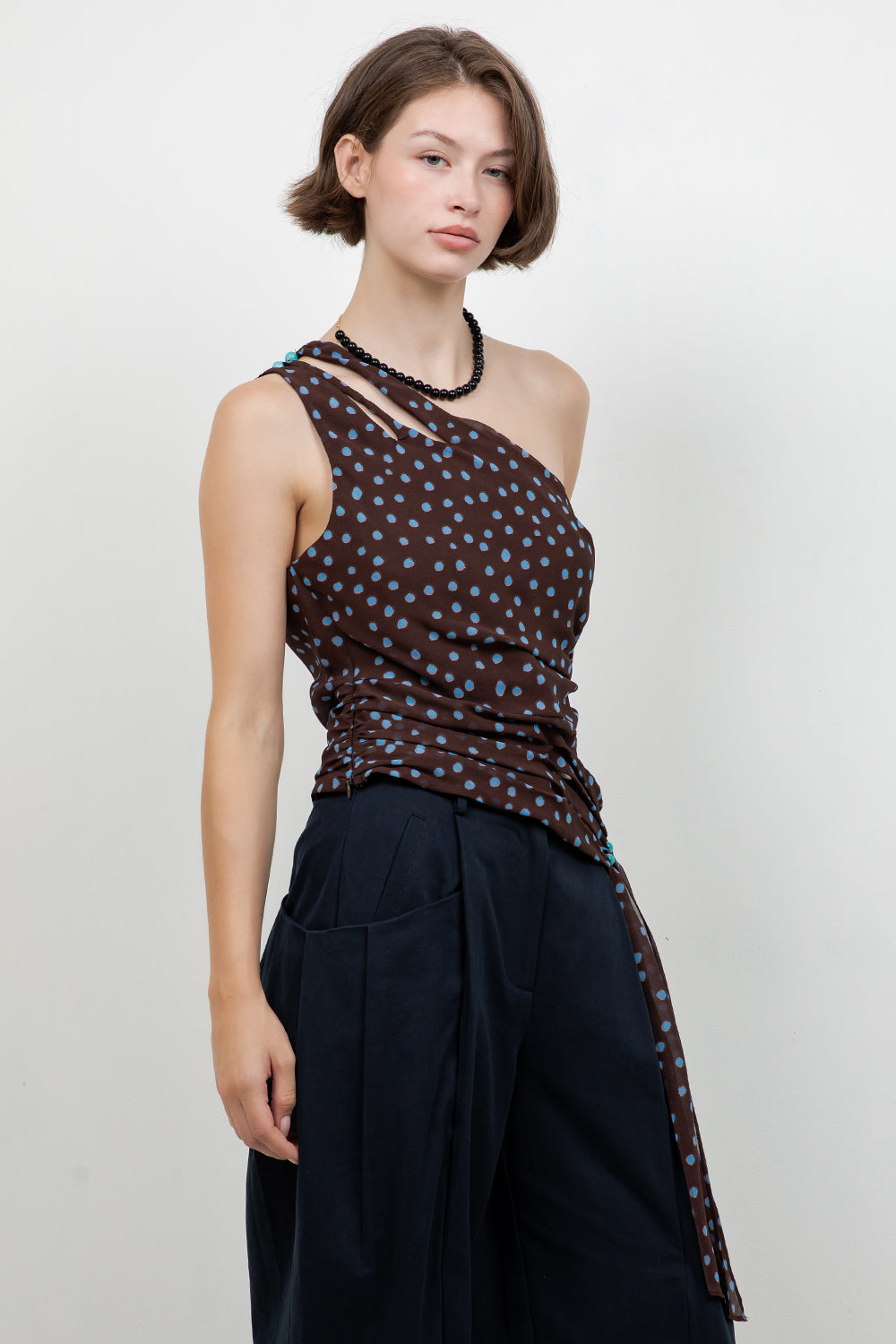ONE SHOULDER POLKA DOT ASYMMETRICAL TOP
