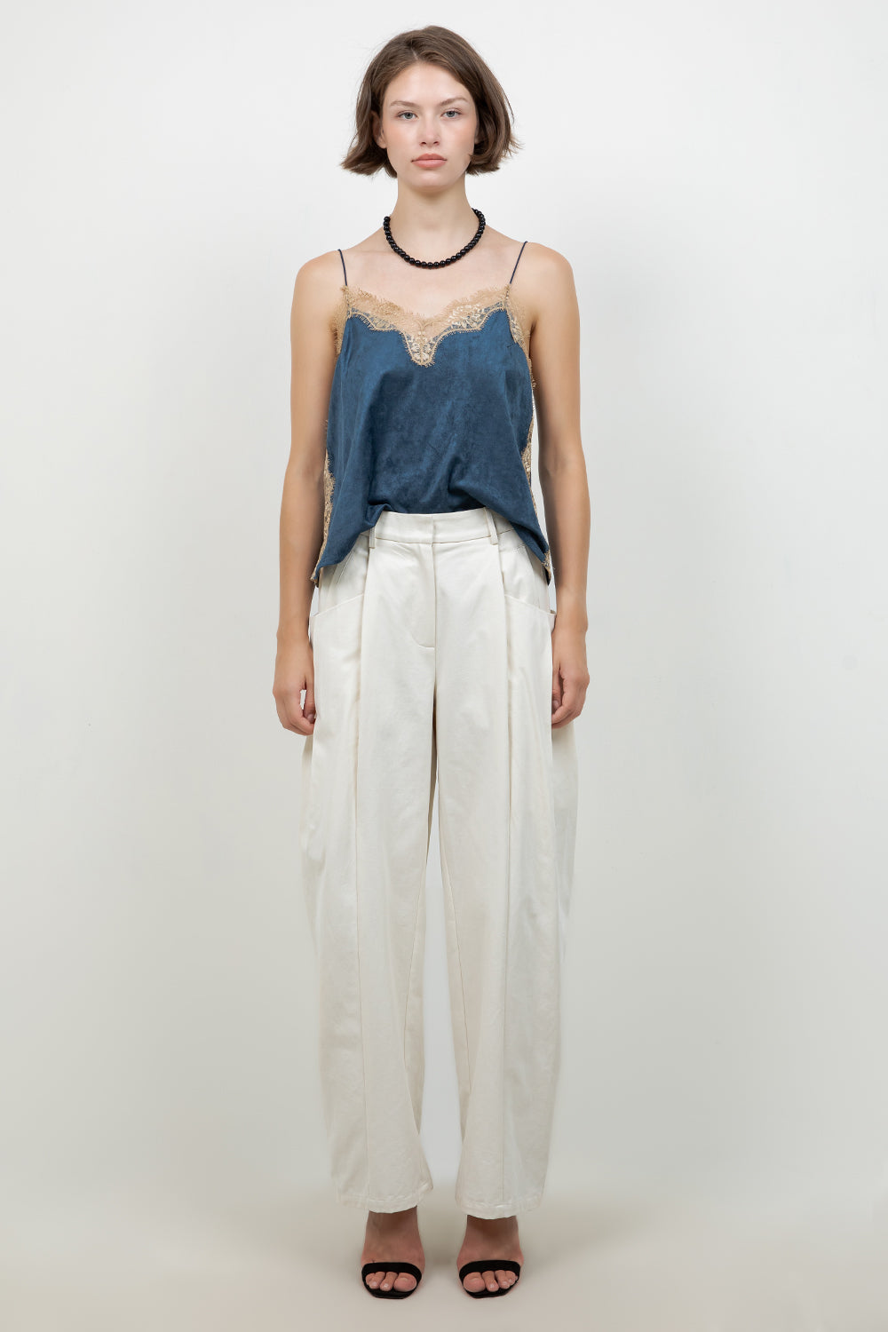 LACE EDGE ACCENT SUEDE SLEEVELESS TOP