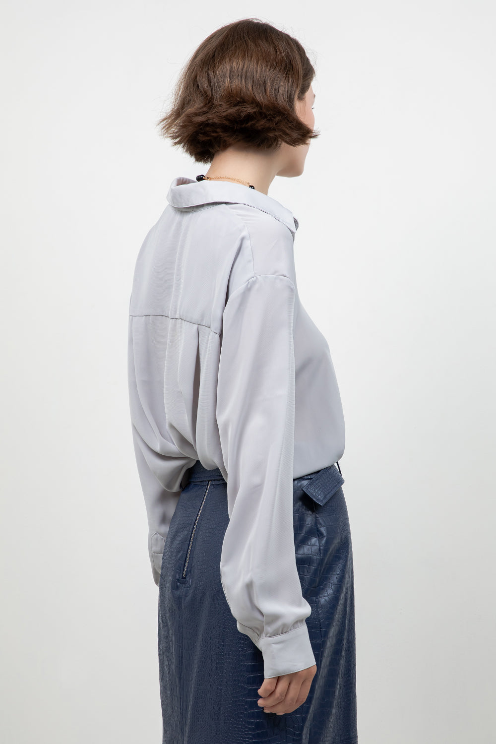 SOFT BUTTON DOWN WOVEN BLOUSE