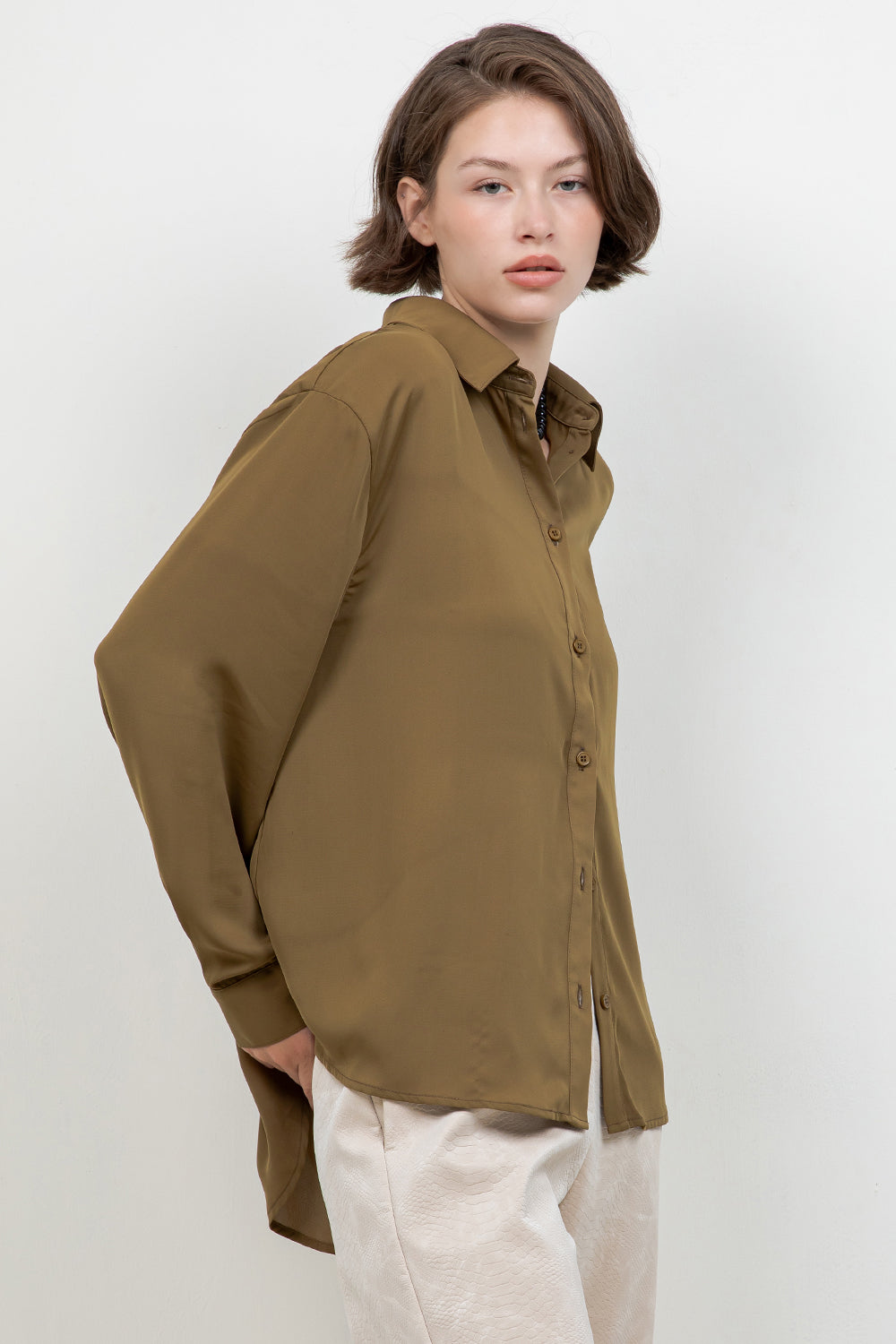 SOFT BUTTON DOWN WOVEN BLOUSE