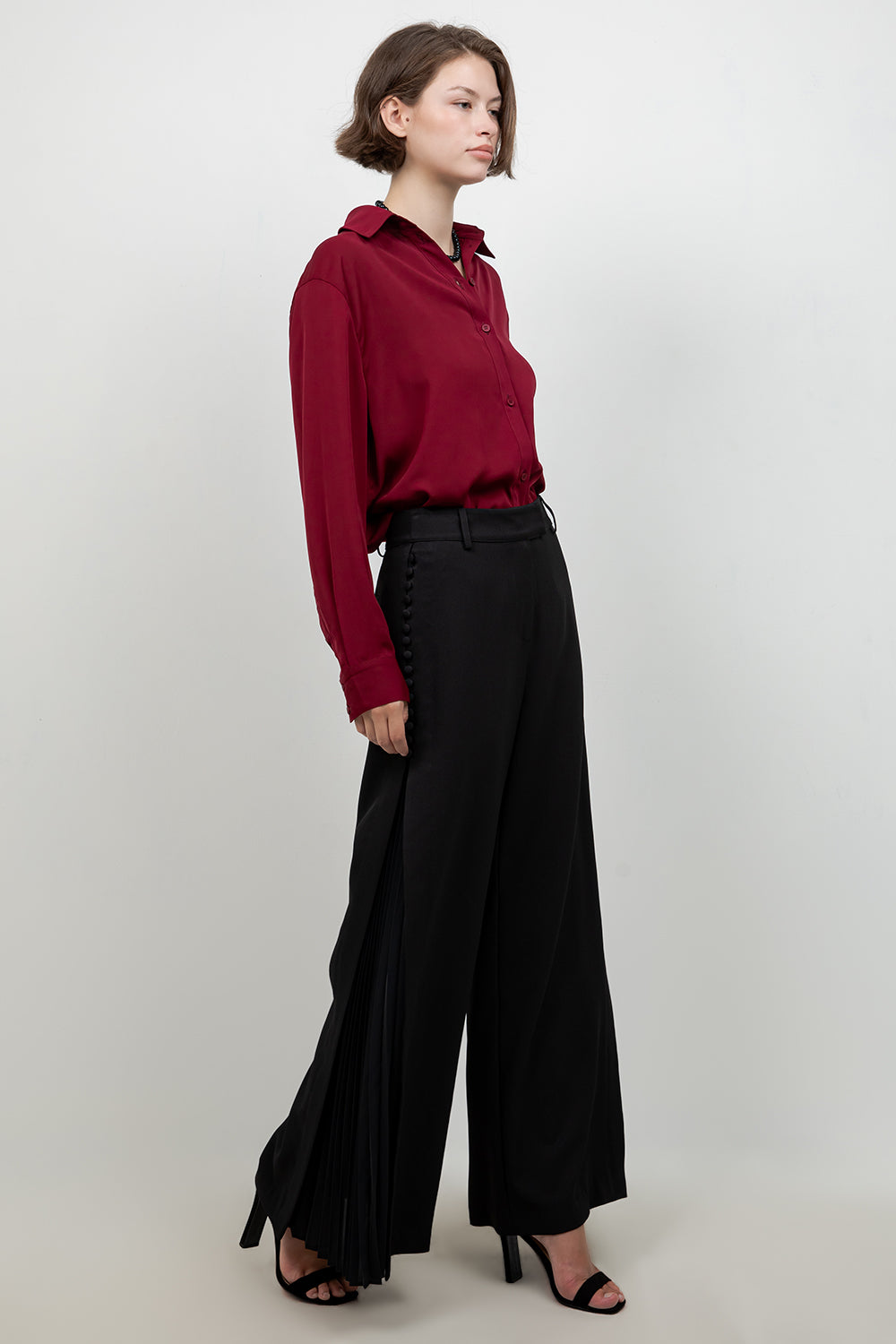 SOFT BUTTON DOWN WOVEN BLOUSE