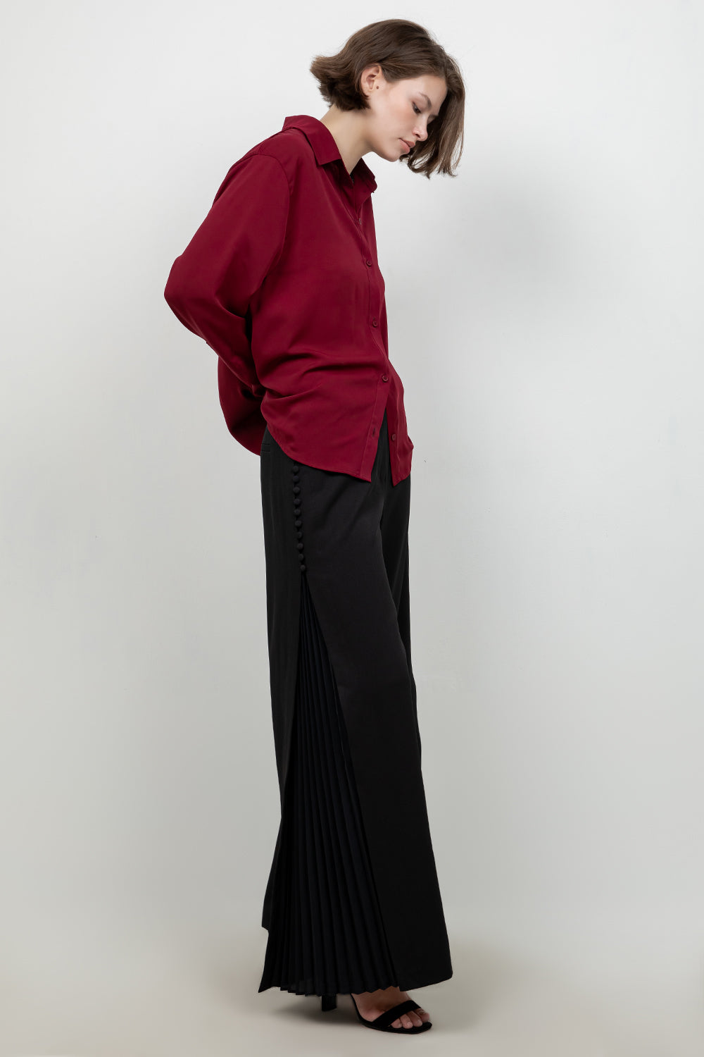 SOFT BUTTON DOWN WOVEN BLOUSE