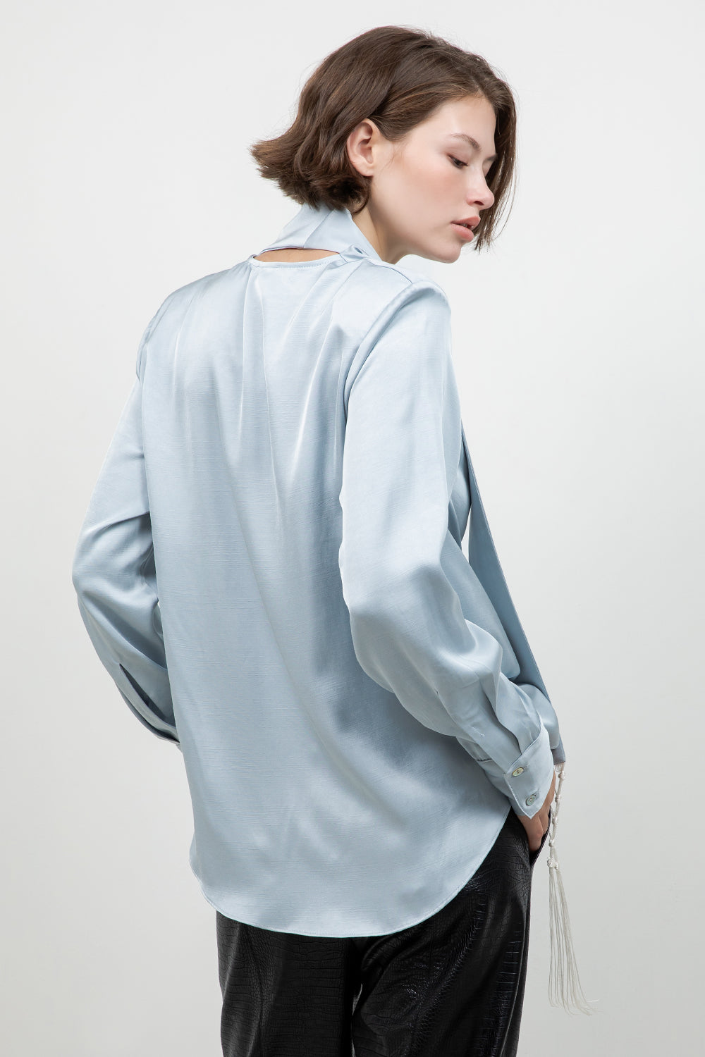 SOFT WOVEN BLOUSE W ATTACHED TASSEL TRIM SCARF