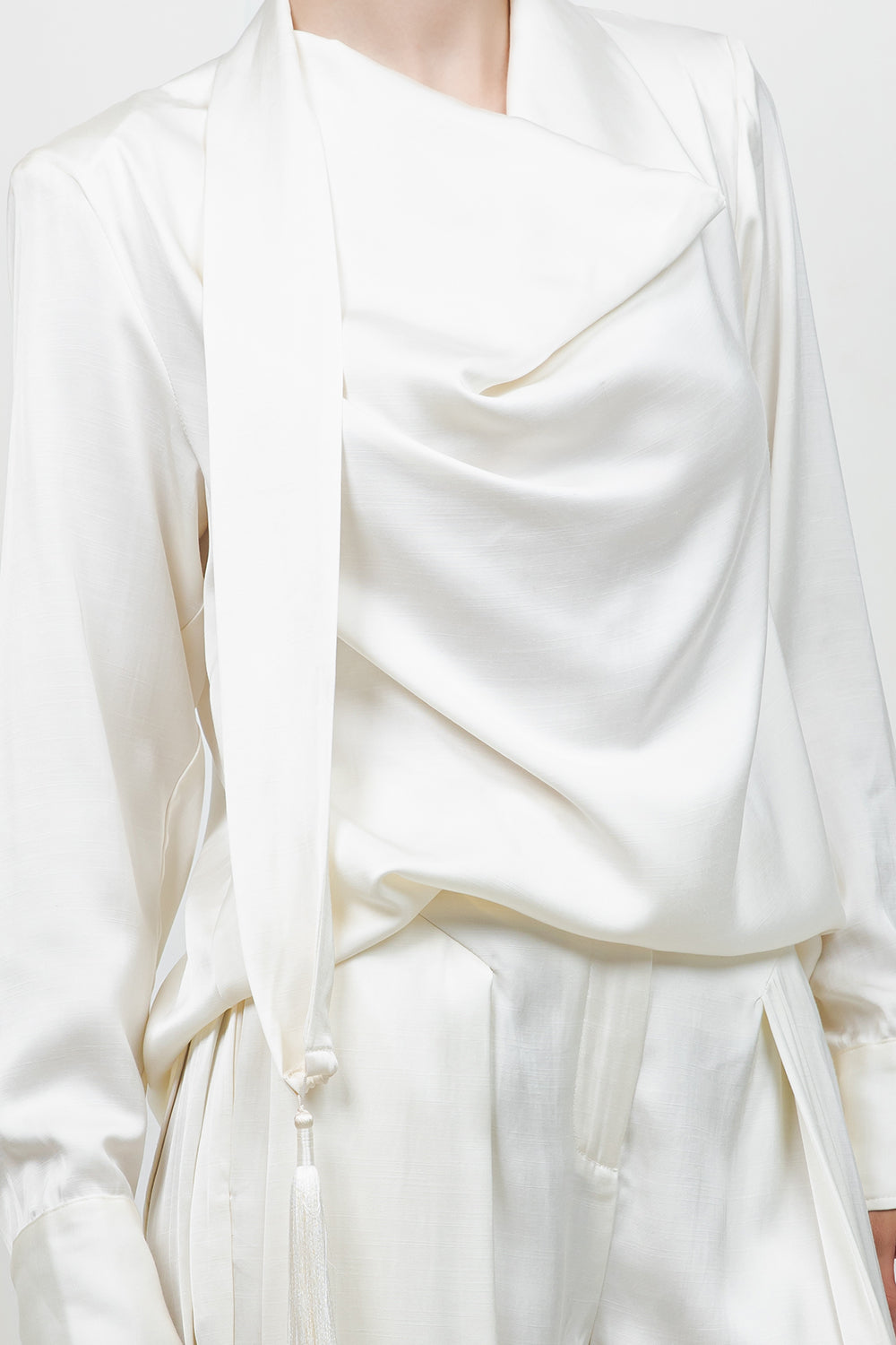 SOFT WOVEN BLOUSE W ATTACHED TASSEL TRIM SCARF